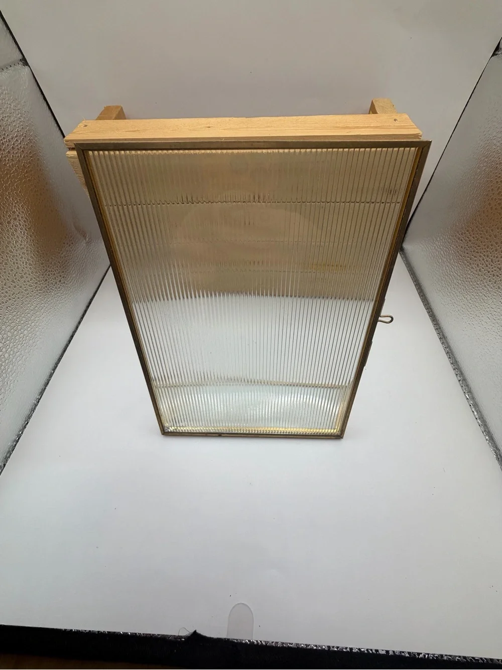 Vintage Brass Fluted Glass Hinged Standing Photo Frame 8x6